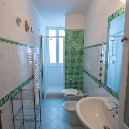 Apartment Yellow House Savona